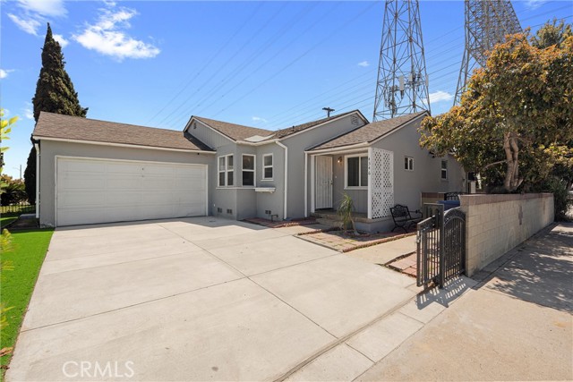 Detail Gallery Image 2 of 31 For 4346 W 177th St, Torrance,  CA 90504 - 3 Beds | 3 Baths