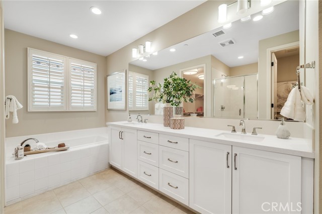 126 Paxton, Irvine CA: https://media.crmls.org/medias/9031a5fe-4e59-49d4-b855-f89cd100e8b4.jpg