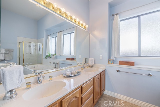 Detail Gallery Image 25 of 48 For 42255 Round Hill Dr, Lancaster,  CA 93536 - 4 Beds | 2/1 Baths