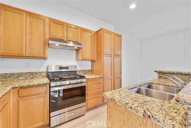 Detail Gallery Image 6 of 42 For 8692 9th St #30,  Rancho Cucamonga,  CA 91730 - 3 Beds | 2/1 Baths