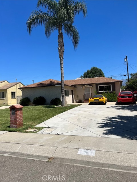 726 W B St, Ontario, CA 91762