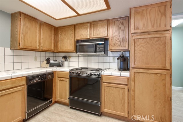 Detail Gallery Image 13 of 39 For 40505 Saddleback Rd, Bass Lake,  CA 93604 - 3 Beds | 2/1 Baths