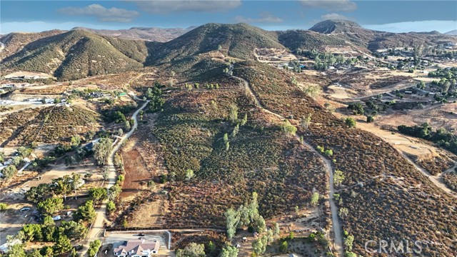 31355 Wild Lilac, Menifee CA: https://media.crmls.org/medias/90329101-0c5f-412e-8400-1aad85219753.jpg