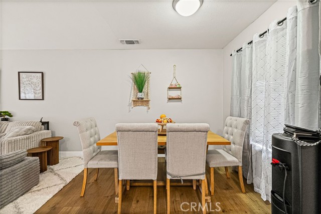1395 Nord Avenue, Chico CA: https://media.crmls.org/medias/9032e315-b3ff-42ec-884d-4136c0f8eeca.jpg