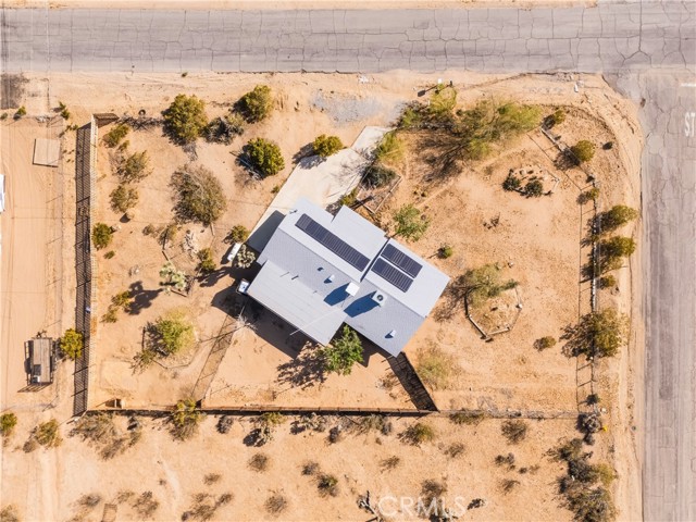 Detail Gallery Image 2 of 36 For 61948 Calle Las Sierras, Joshua Tree,  CA 92252 - 3 Beds | 1 Baths