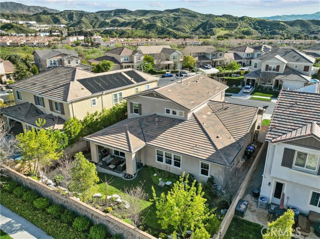 Detail Gallery Image 3 of 71 For 22385 Copper Mountain Ct, Saugus,  CA 91350 - 5 Beds | 5 Baths
