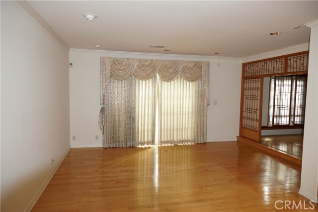 Detail Gallery Image 13 of 54 For 1200 Oakwood Dr, San Marino,  CA 91108 - 4 Beds | 3/1 Baths