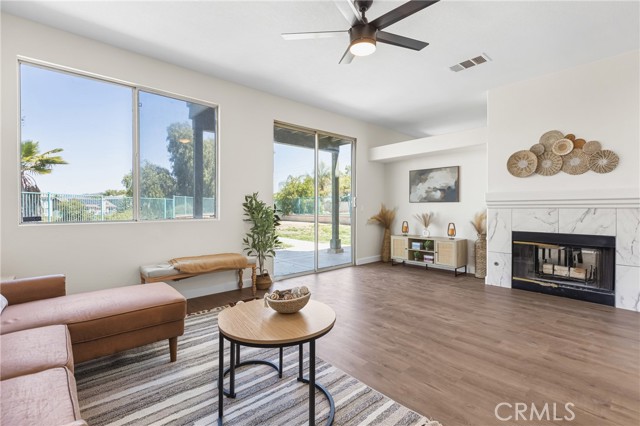 Detail Gallery Image 14 of 49 For 16015 Palomino Ln, Moreno Valley,  CA 92551 - 5 Beds | 2/1 Baths