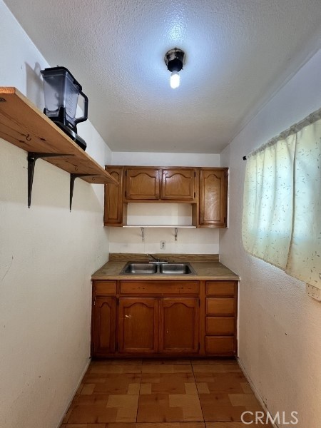 Detail Gallery Image 11 of 20 For 2160 E 105th, Los Angeles,  CA 90002 - 3 Beds | 2 Baths