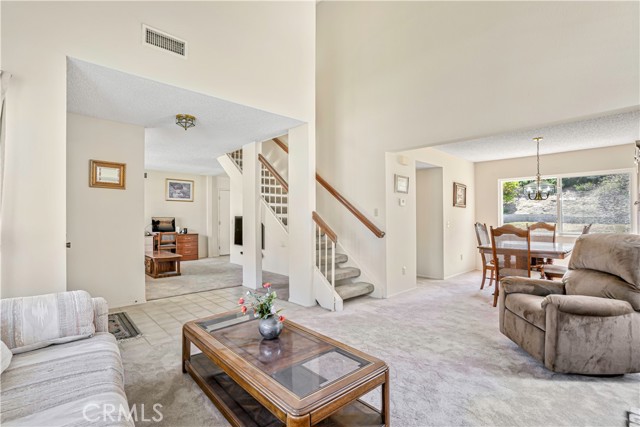 1426 Crestview Drive, Oceanside CA: https://media.crmls.org/medias/9035c974-9312-43ad-b3a1-fe68c64e34bd.jpg
