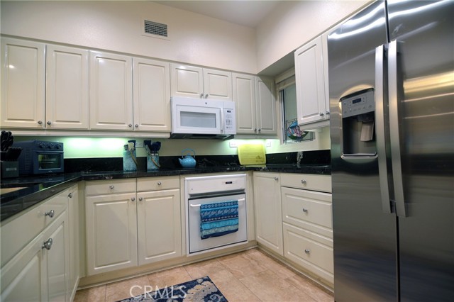 Detail Gallery Image 6 of 27 For 25422 Sea Bluffs Dr #103,  Dana Point,  CA 92629 - 1 Beds | 1 Baths