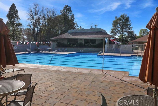 8152 Village 8, Camarillo CA: https://media.crmls.org/medias/9036060e-278e-433f-a383-5484b033e9f5.jpg