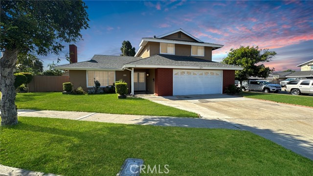 1624 E Chestnut Pl, Anaheim, CA 92805