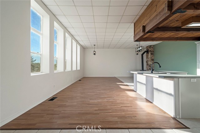 Detail Gallery Image 11 of 75 For 3487 County Road D, Orland,  CA 95963 - 5 Beds | 3/1 Baths