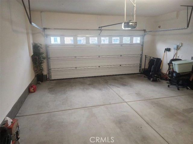 Detail Gallery Image 5 of 12 For 1781 Iris, San Jacinto,  CA 92583 - 3 Beds | 2 Baths