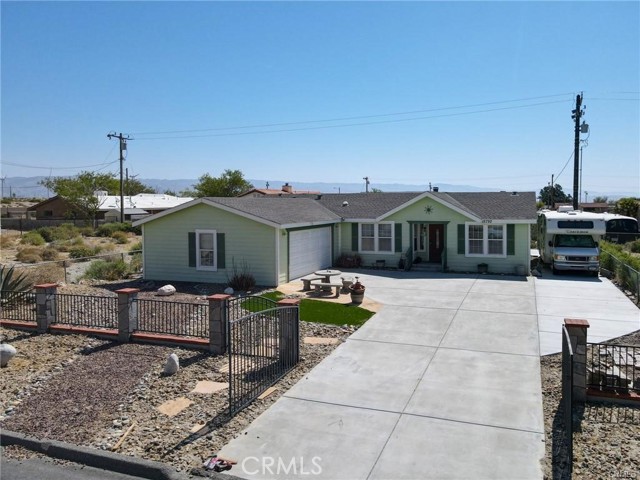 Detail Gallery Image 2 of 14 For 15792 N Crystal Springs Dr, Palm Springs,  CA 92262 - 2 Beds | 2 Baths