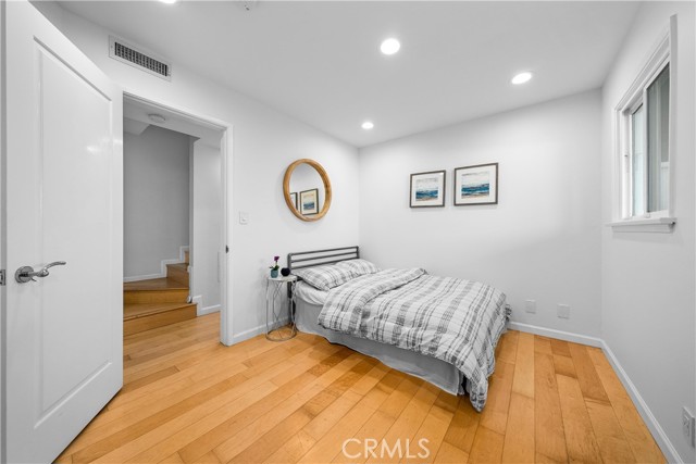 3605 Crest Drive, Manhattan Beach, California 90266, 2 Bedrooms Bedrooms, ,1 BathroomBathrooms,Residential,Sold,Crest,SB21199066