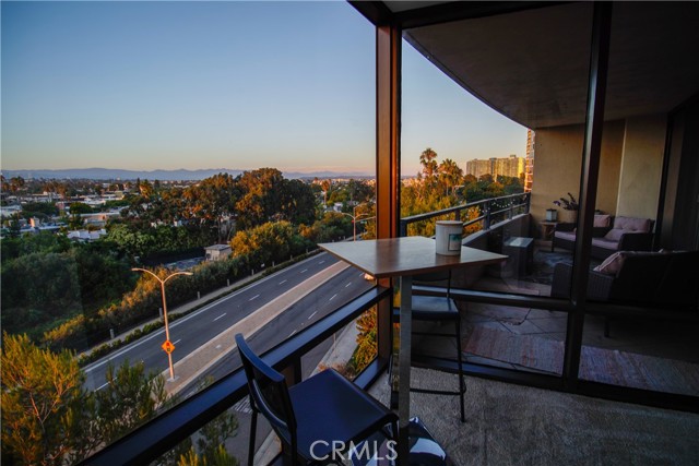 Detail Gallery Image 9 of 69 For 4316 Marina City Dr. #231,  Marina Del Rey,  CA 90292 - 2 Beds | 2 Baths