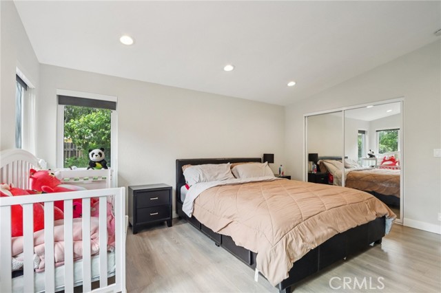 Detail Gallery Image 16 of 75 For 18320 Ingomar St, Reseda,  CA 91335 - – Beds | – Baths