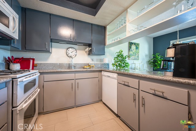 373 W Mariscal, Palm Springs, CA 92262
