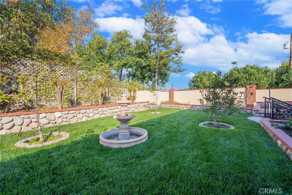 MLS #PW25101030 img 2