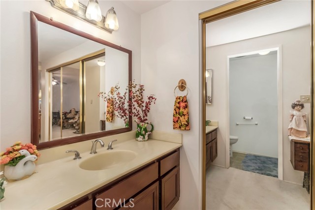 Detail Gallery Image 15 of 37 For 26856 Oak Branch Cir, Newhall,  CA 91321 - 2 Beds | 2 Baths