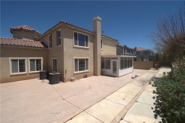 4832 Summerbreeze Court, Palmdale CA: https://media.crmls.org/medias/903ac911-c920-4a38-acc0-a6b9e78007ac.jpg