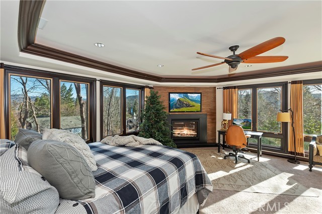 Detail Gallery Image 32 of 65 For 28175 North Shore Rd, Lake Arrowhead,  CA 92352 - 5 Beds | 5/1 Baths