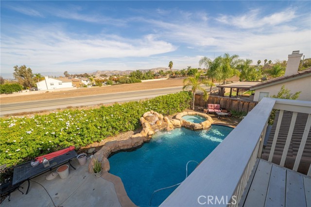 Detail Gallery Image 24 of 43 For 945 Ferndale, Corona,  CA 92881 - 3 Beds | 2/1 Baths