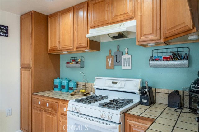 Detail Gallery Image 13 of 44 For 6615 Myrtle, Long Beach,  CA 90805 - 2 Beds | 2 Baths