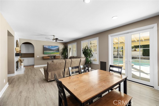 Detail Gallery Image 16 of 62 For 33713 Pebble Brook Cir, Temecula,  CA 92592 - 4 Beds | 3 Baths