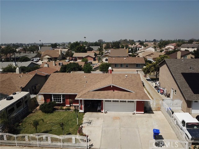 9926 Oleander Ave, Fontana, CA 92335