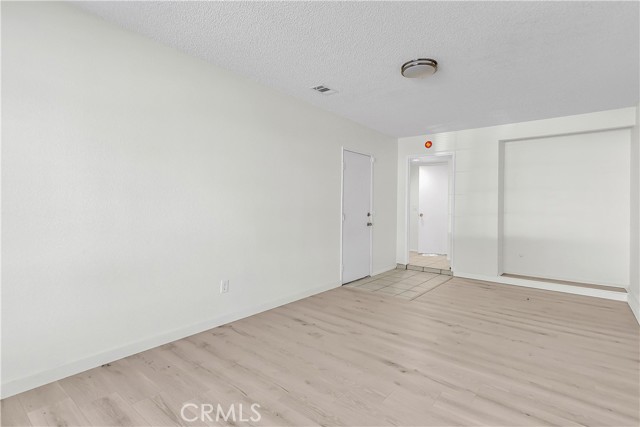 44827 Rock Island Drive, Lancaster CA: https://media.crmls.org/medias/903f84a7-40a0-40cd-9248-fb24ac786b27.jpg