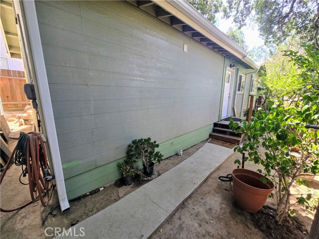 Detail Gallery Image 20 of 53 For 23329 Raymond St, Chatsworth,  CA 91311 - 3 Beds | 3 Baths