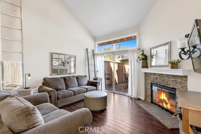 Detail Gallery Image 11 of 53 For 32 Silveroak, Aliso Viejo,  CA 92656 - 3 Beds | 2/1 Baths