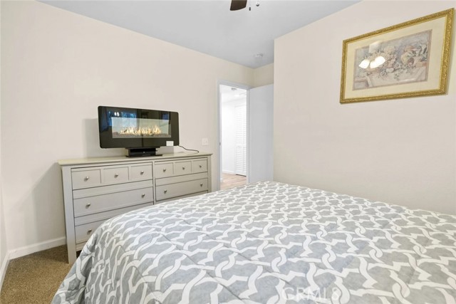 Detail Gallery Image 6 of 12 For 2051 6th Ln, Big Bear City,  CA 92314 - 2 Beds | 2 Baths