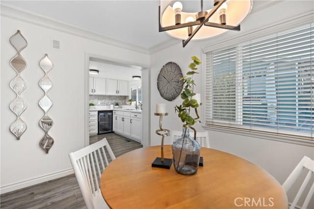 94 Yorktown, Newport Beach CA: https://media.crmls.org/medias/9041b004-2e7a-439d-bbbe-9d0b45e1463d.jpg