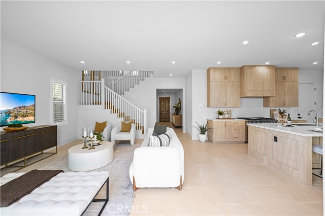 Detail Gallery Image 11 of 46 For 112 Oakstone, Irvine,  CA 92618 - 4 Beds | 3 Baths