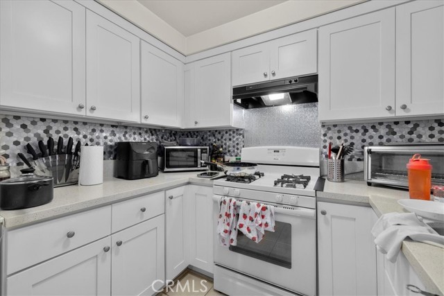 Detail Gallery Image 5 of 20 For 2501 W Redondo Beach #217 Bld #217,  Gardena,  CA 90249 - 1 Beds | 1 Baths