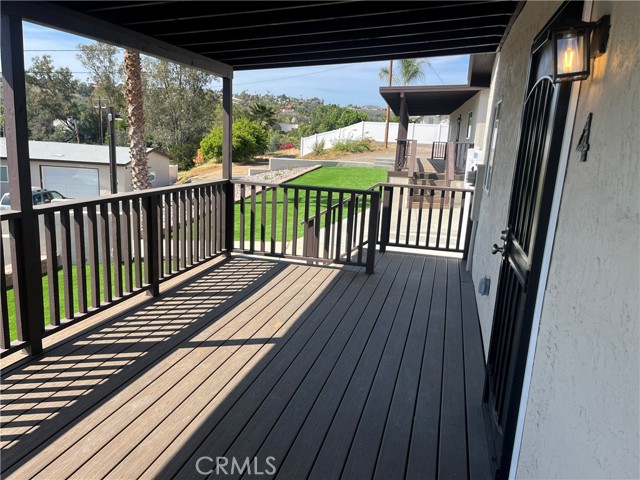 9335 Chimney Rock Lane, El Cajon CA: https://media.crmls.org/medias/9043f7c4-b11f-41e9-9193-46db4c03cf88.jpg