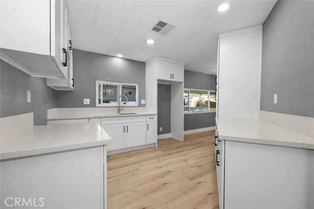 17221 Hidalgo Drive, Perris CA: https://media.crmls.org/medias/9044c882-6fe0-42f3-a5e9-2ed68e89f30b.jpg