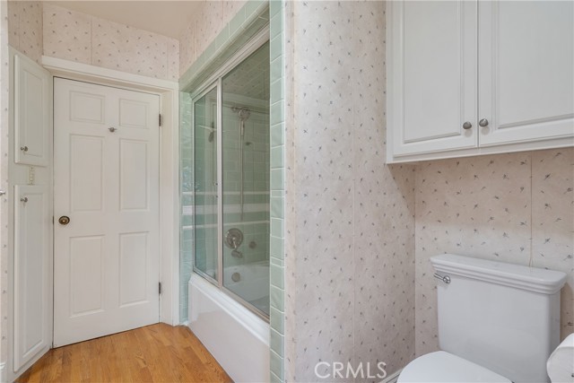 211 E Virginia Avenue, Glendora CA: https://media.crmls.org/medias/9045b7ca-4cd4-4675-ac66-bc0fdad5c681.jpg