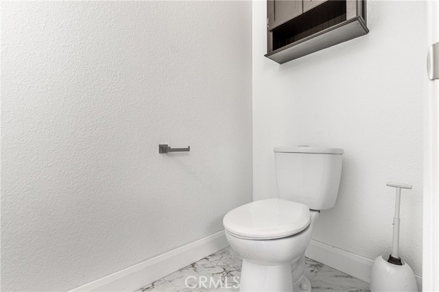 Detail Gallery Image 12 of 24 For 2310 N Fairview St #208,  Burbank,  CA 91504 - 2 Beds | 3 Baths