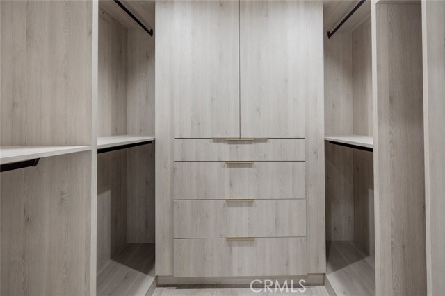 17101 Dearborn Street, Northridge CA: https://media.crmls.org/medias/9046138e-8557-44b1-a312-48ab80305e86.jpg