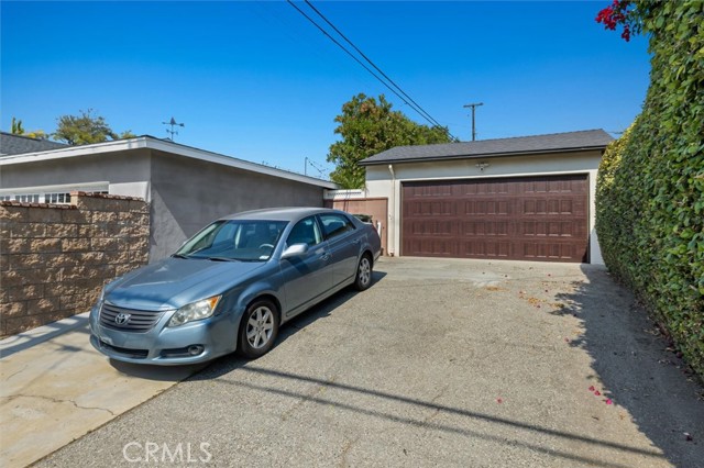 5345 W 140th St, Hawthorne CA: https://media.crmls.org/medias/9046d8fc-cbc4-43c0-b855-230ca277a469.jpg