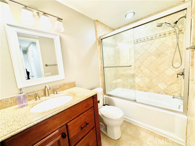 Detail Gallery Image 10 of 17 For 19 Snowberry #19,  Irvine,  CA 92604 - 3 Beds | 2 Baths