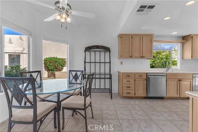 Detail Gallery Image 5 of 42 For 48558 via Amistad, La Quinta,  CA 92253 - 2 Beds | 2 Baths