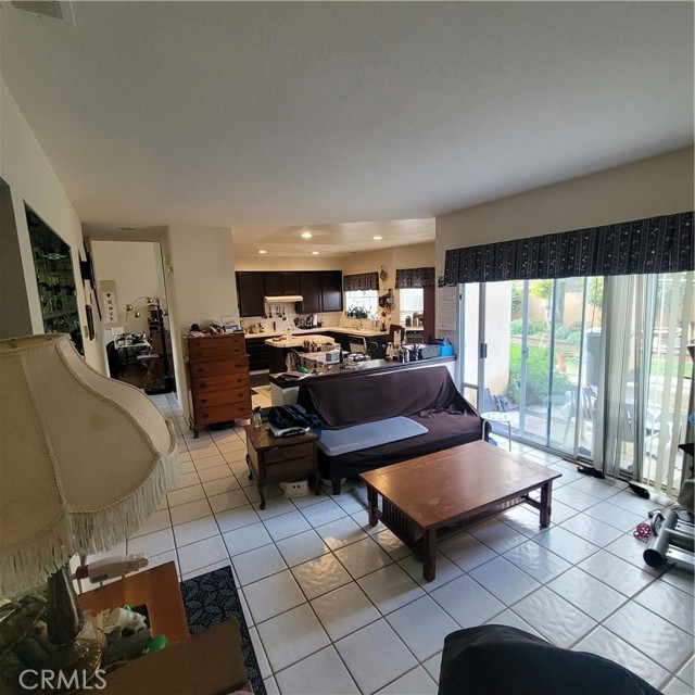 1731 Oneida Place photo 4
