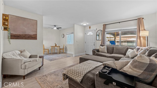 Detail Gallery Image 16 of 23 For 9713 La Jolla #B,  Rancho Cucamonga,  CA 91701 - 2 Beds | 2/1 Baths