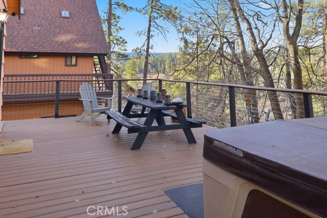 Detail Gallery Image 5 of 16 For 1053 Bruin, Fawnskin,  CA 92333 - 2 Beds | 1 Baths